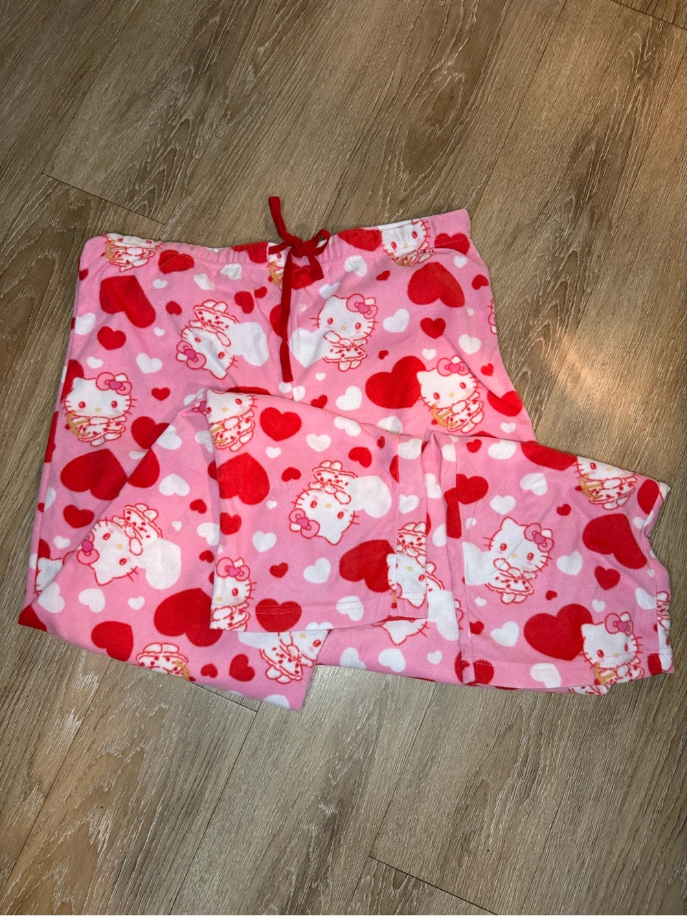 Medium Hello Kitty Pink Red Heart Fleece Pajama Pants